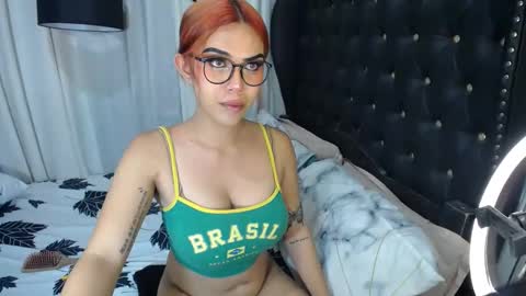 Snapshot of ts_tatiana chatting on 02-11-25, 10:07 billie online show from 02-11-25, 10:07