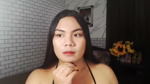 Snapshot of tsbrianabankhugecock chatting on 10-12-25, 06:40 brianna online show from 10-12-25, 06:40