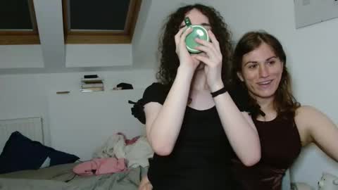 Snapshot of tsbubbles760 chatting on 10-07-25, 08:17 TSBubbles online show from 10-07-25, 08:17