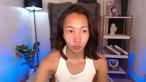 tskitty_girl online show from 09-27-25, 04:39