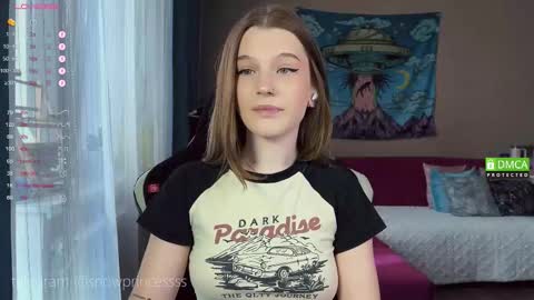 Sonya on vacation until  online show from 09-18-25, 02:57