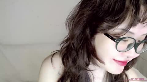 Snapshot of tsunade_chan chatting on 12-19-25, 04:41 Kaya online show from 12-19-25, 04:41