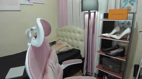 tsuncutmargauxx online show from 10-03-25, 08:33