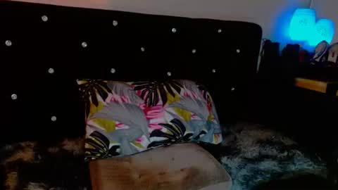 Snapshot of tsyummydickx chatting on 10-05-25, 01:48 Tsyummydickx online show from 10-05-25, 01:48