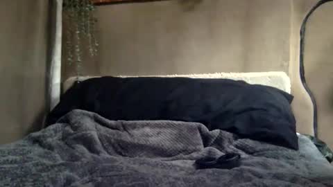 Tuhands online show from 01-28-25, 12:11