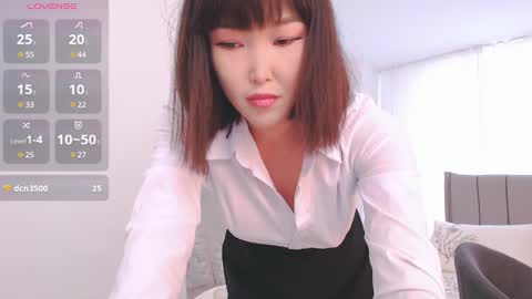 Snapshot of tumilio chatting on 12-15-24, 08:08 TumiLio online show from 12-15-24, 08:08