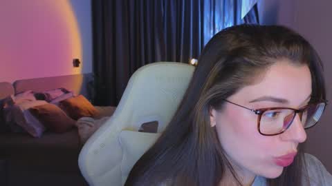 Ariana online show from 10-04-25, 08:51