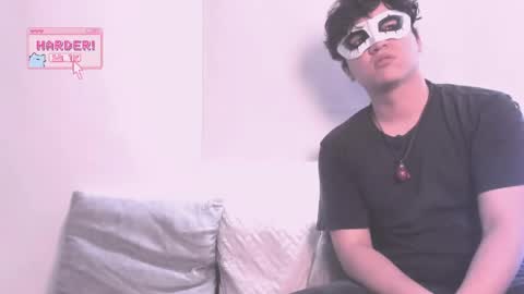 Snapshot of tuxxxedo_ble chatting on 04-29-26, 04:00 tuxedo mayo online show from 04-29-26, 04:00