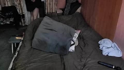 Snapshot of tviks chatting on 02-21-25, 11:43 Lana online show from 02-21-25, 11:43