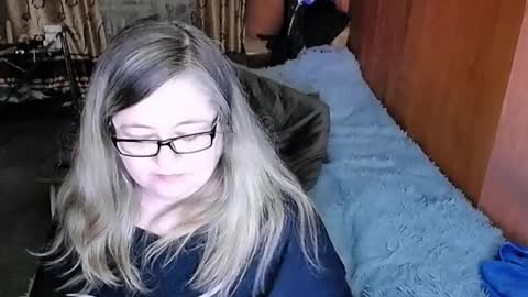 Snapshot of tviks chatting on 02-28-25, 11:45 Lana online show from 02-28-25, 11:45