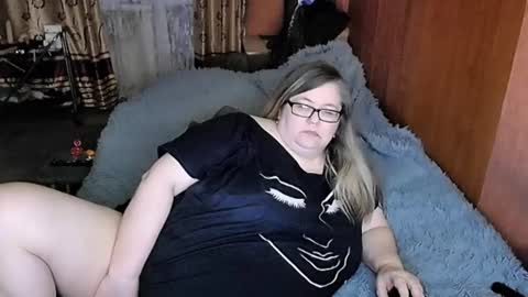 Snapshot of tviks chatting on 03-01-25, 10:13 Lana online show from 03-01-25, 10:13