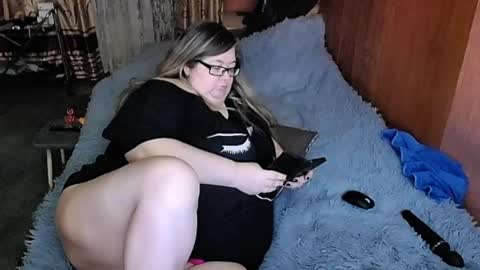 Snapshot of tviks chatting on 03-02-25, 11:50 Lana online show from 03-02-25, 11:50