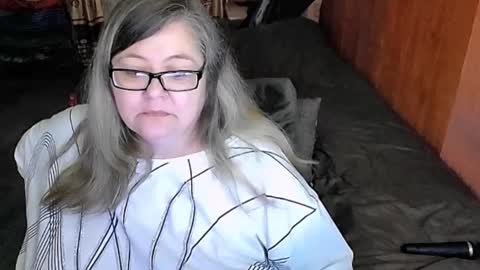 Snapshot of tviks chatting on 03-10-25, 06:59 Lana online show from 03-10-25, 06:59