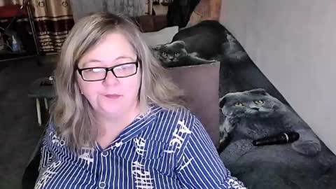 Snapshot of tviks chatting on 11-06-25, 12:33 Lana online show from 11-06-25, 12:33