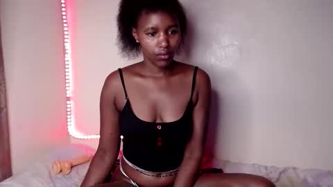 Twillight online show from 11-03-25, 02:57