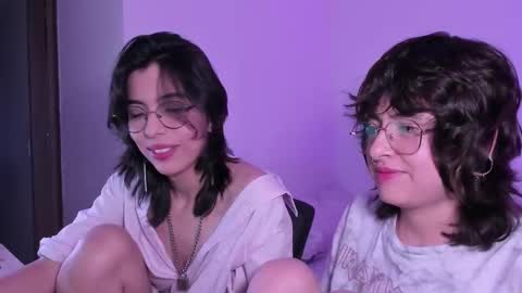 Eve  Lili online show from 11-04-25, 11:48