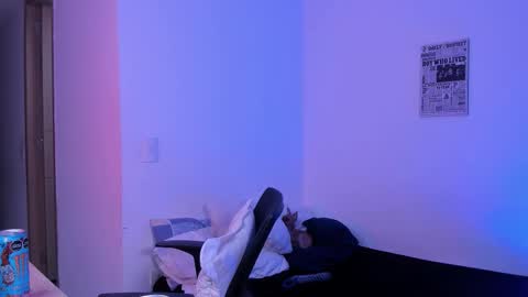 Eve  Lili online show from 12-19-25, 10:28