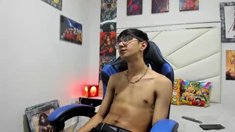 Snapshot of twink_joss chatting on 10-17-25, 08:00 twink_joss online show from 10-17-25, 08:00