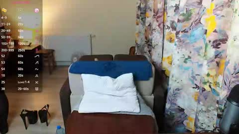 Vicky  Victor online show from 11-13-25, 05:39