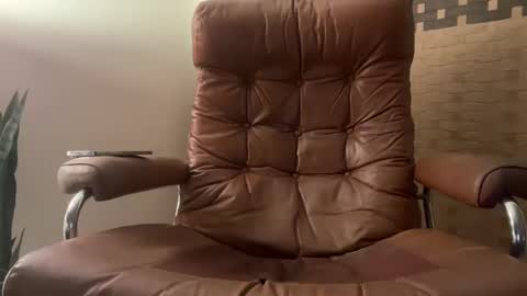 twinkie_lad117 online show from 10-13-25, 09:09