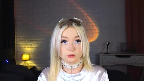 twinklefluff online show from 09-14-25, 03:55