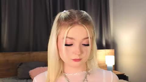 twinklefluff online show from 11-02-25, 05:04