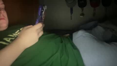 Snapshot of twinkmikexxx12 chatting on 09-26-25, 04:16 mike online show from 09-26-25, 04:16