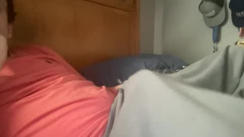 Snapshot of twinkmikexxx12 chatting on 10-06-25, 09:12 mike online show from 10-06-25, 09:12