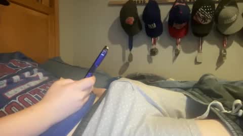 Snapshot of twinkmikexxx12 chatting on 10-23-25, 10:08 mike online show from 10-23-25, 10:08