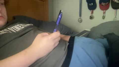 Snapshot of twinkmikexxx12 chatting on 10-28-25, 08:44 mike online show from 10-28-25, 08:44