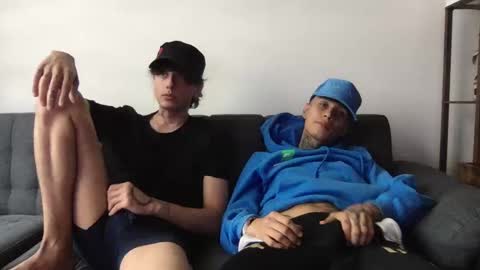 Derrick online show from 09-22-25, 04:53