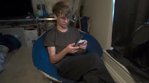 Snapshot of twinktools chatting on 09-10-25, 09:04 shytwink online show from 09-10-25, 09:04