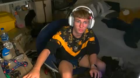 Snapshot of twinktools chatting on 09-23-25, 03:48 shytwink online show from 09-23-25, 03:48