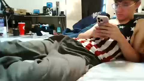 Snapshot of twinktools chatting on 10-13-25, 03:01 shytwink online show from 10-13-25, 03:01