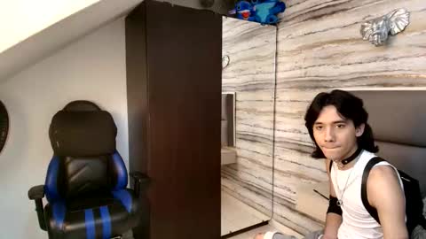 twinslovers_ online show from 12-01-25, 09:53