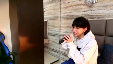 twinslovers_ online show from 12-05-25, 03:26