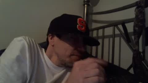 Snapshot of twistedvanilla chatting on 12-19-24, 04:56 twistedvanilla online show from 12-19-24, 04:56