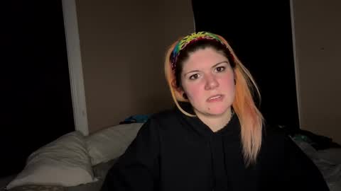 twitchinwhore online show from 02-13-25, 04:54