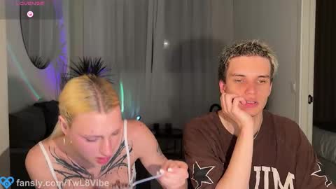 Molly and Nick online show from 03-18-26, 10:46