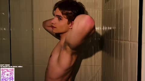 Molly and Nick online show from 04-10-26, 09:30