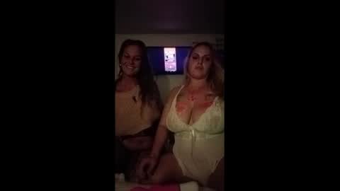 Twocrazy85 online show from 12-21-24, 07:35