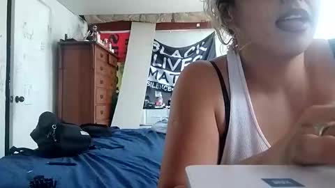 Twocrazy85 online show from 11-29-25, 03:59