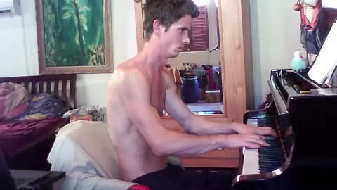 TobeBritta online show from 01-04-25, 06:30