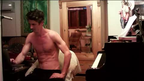 TobeBritta online show from 02-07-25, 10:41