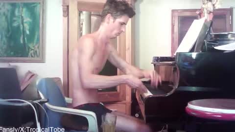 TobeBritta online show from 02-17-26, 05:52