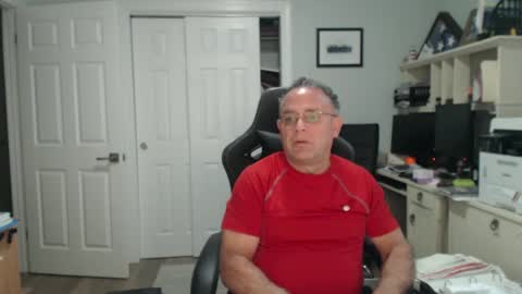 Twopeopleinlove online show from 10-09-25, 09:51