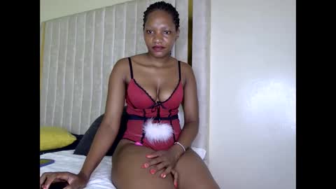 Snapshot of tyla_cerry chatting on 10-24-25, 02:08 tyla_cerry online show from 10-24-25, 02:08