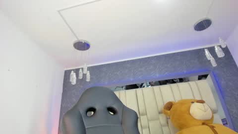  TYLA  online show from 01-29-25, 09:23