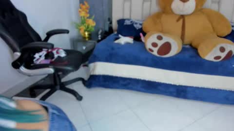  TYLA  online show from 02-11-25, 02:57