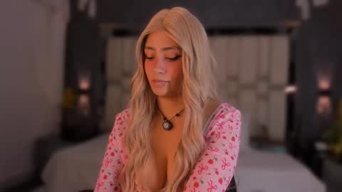  TYLA  online show from 10-07-25, 03:47